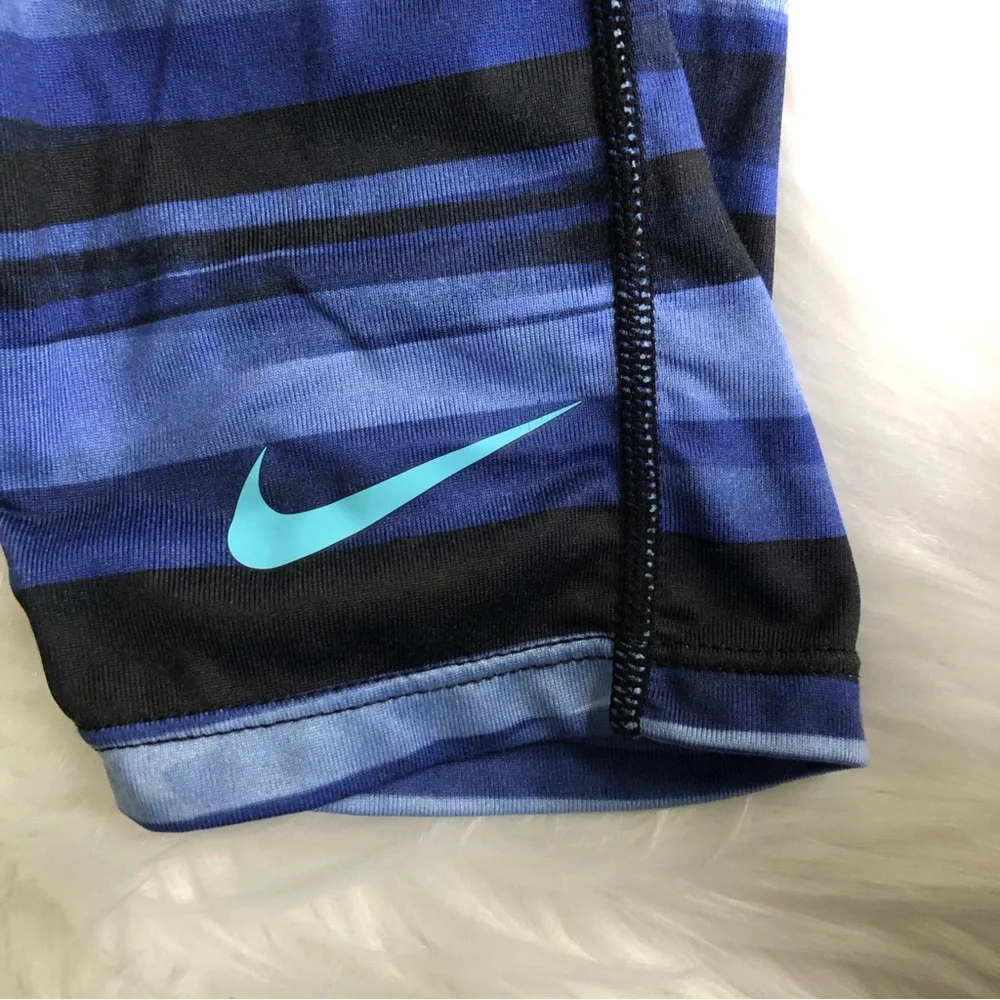 Nike Dri-Fit Capri Stripped Athletic Leggings, L 10-12